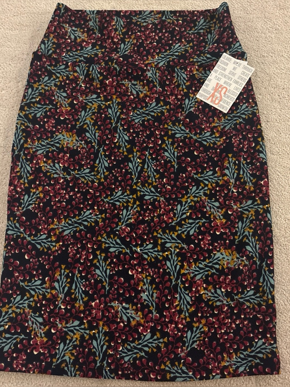 NWT XS Lularoe Cassie pencil skirt